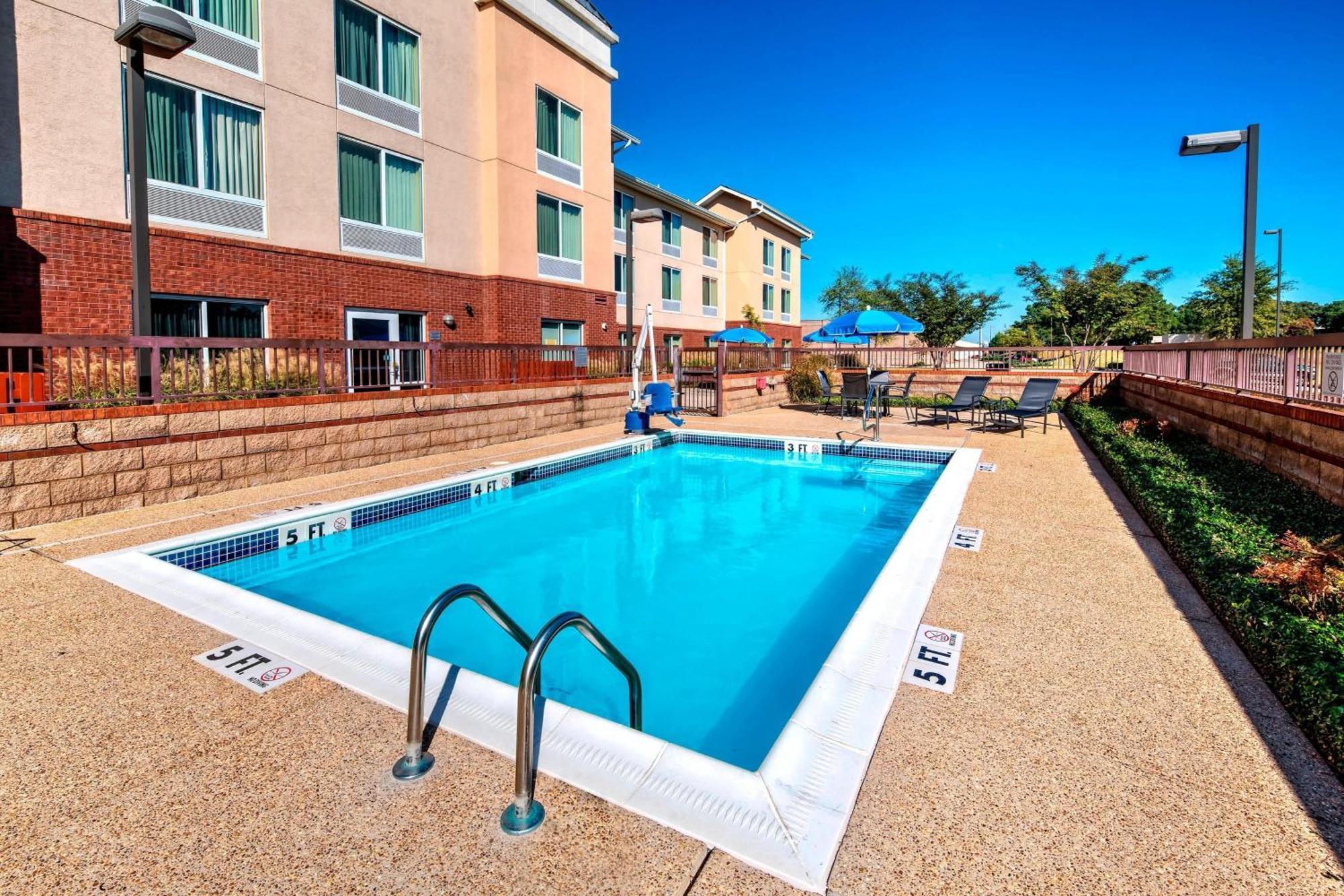 Fairfield Inn & Suites Memphis Олів-Бранч Екстер'єр фото