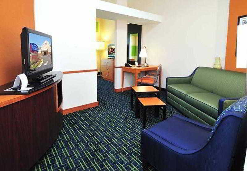 Fairfield Inn & Suites Memphis Олів-Бранч Екстер'єр фото